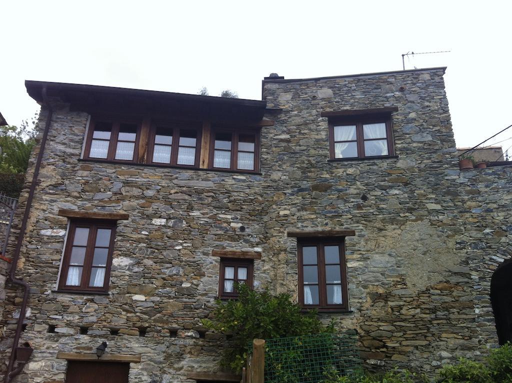 Bed & Breakfast Ca' Di Vissai Arnasco Buitenkant foto
