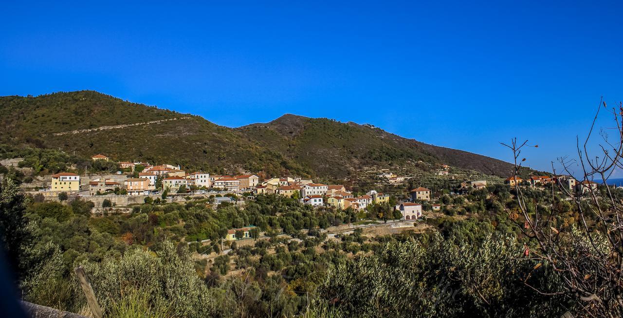 Bed & Breakfast Ca' Di Vissai Arnasco Buitenkant foto