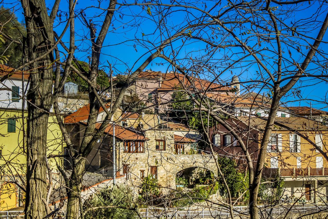 Bed & Breakfast Ca' Di Vissai Arnasco Buitenkant foto